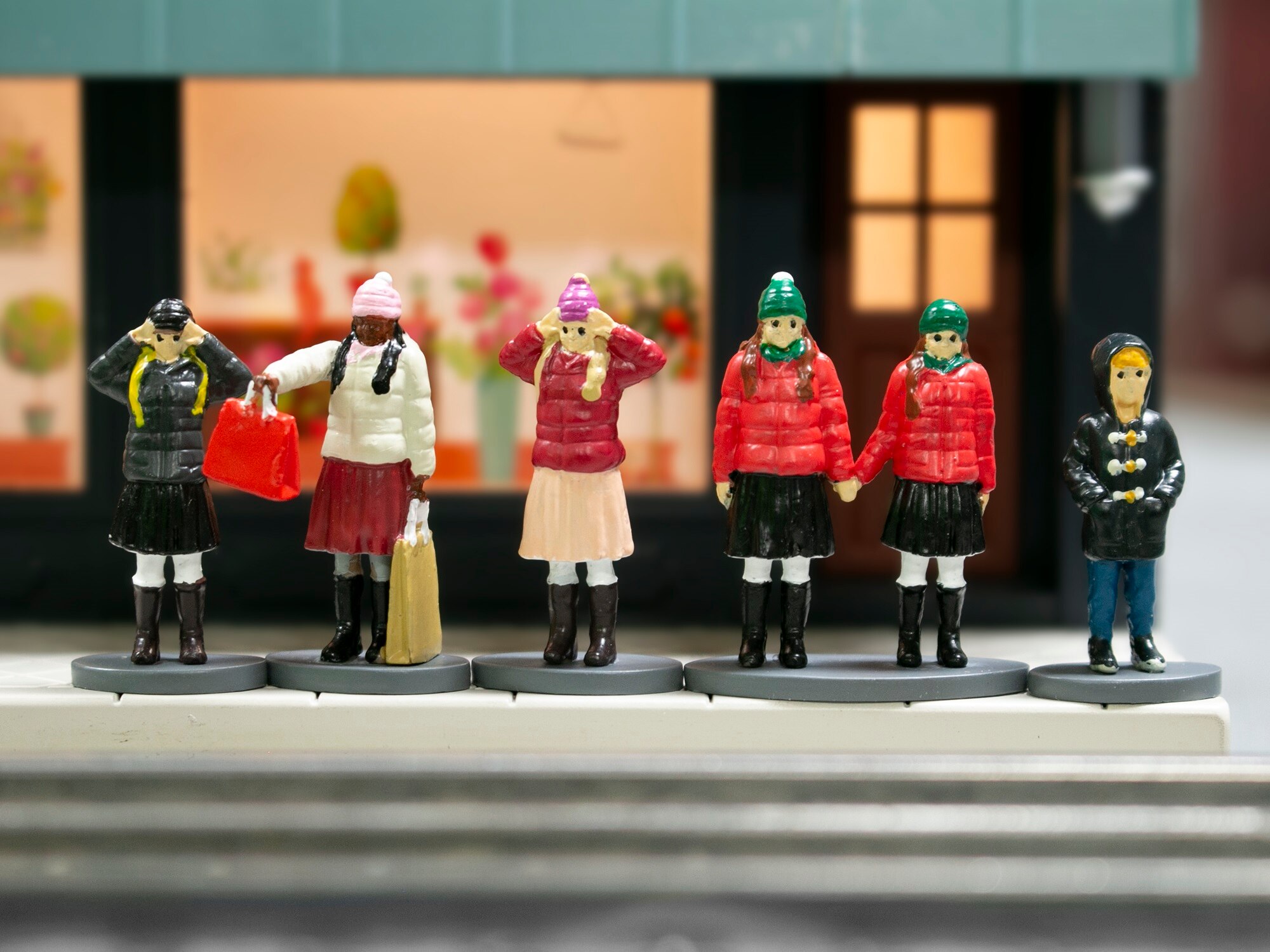 Window Shopper Figures