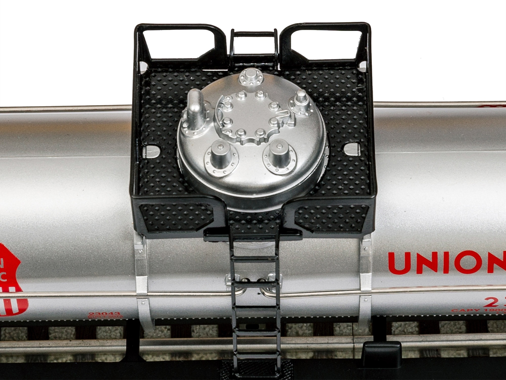 Union Pacific Flyer LionChief Set with Bluetooth 5.0