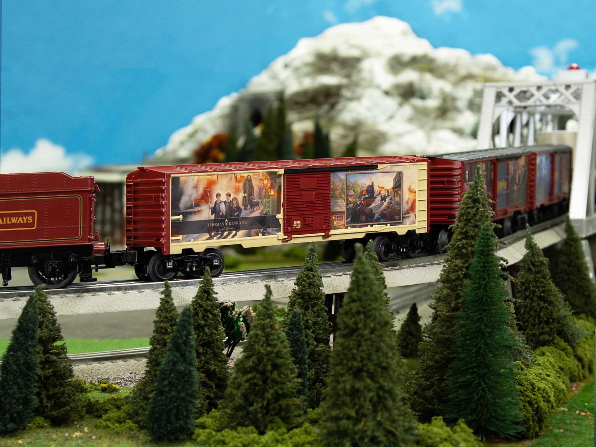 Thomas Kinkade Studios - Harry Potter Hogwarts Express Boxcar