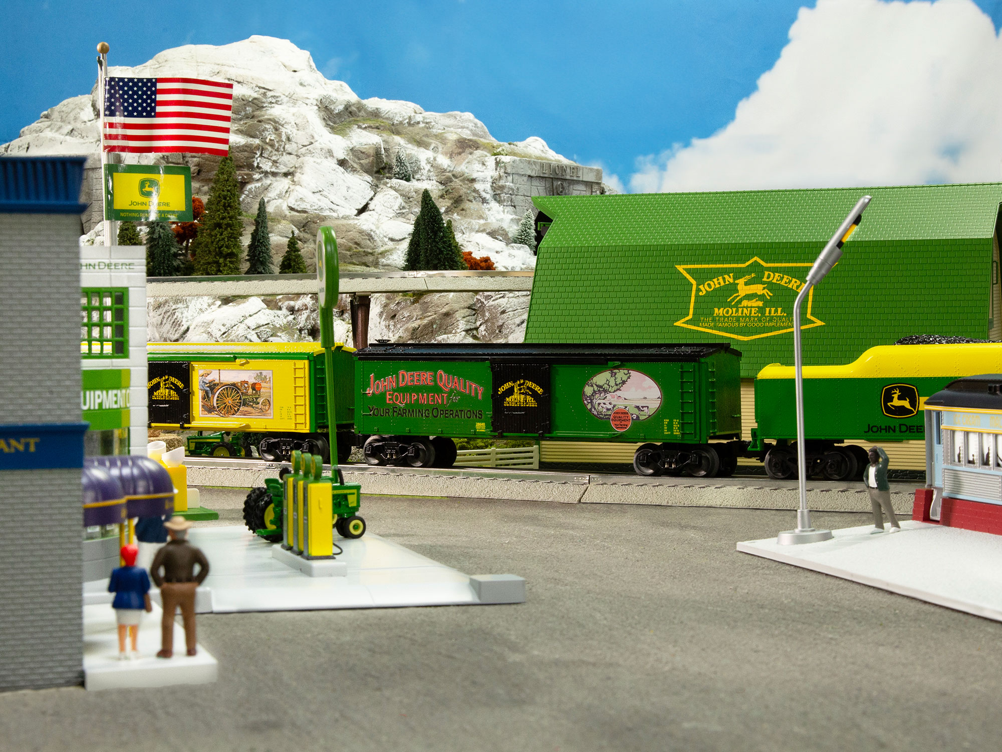John Deere Quality Equipment Reefer