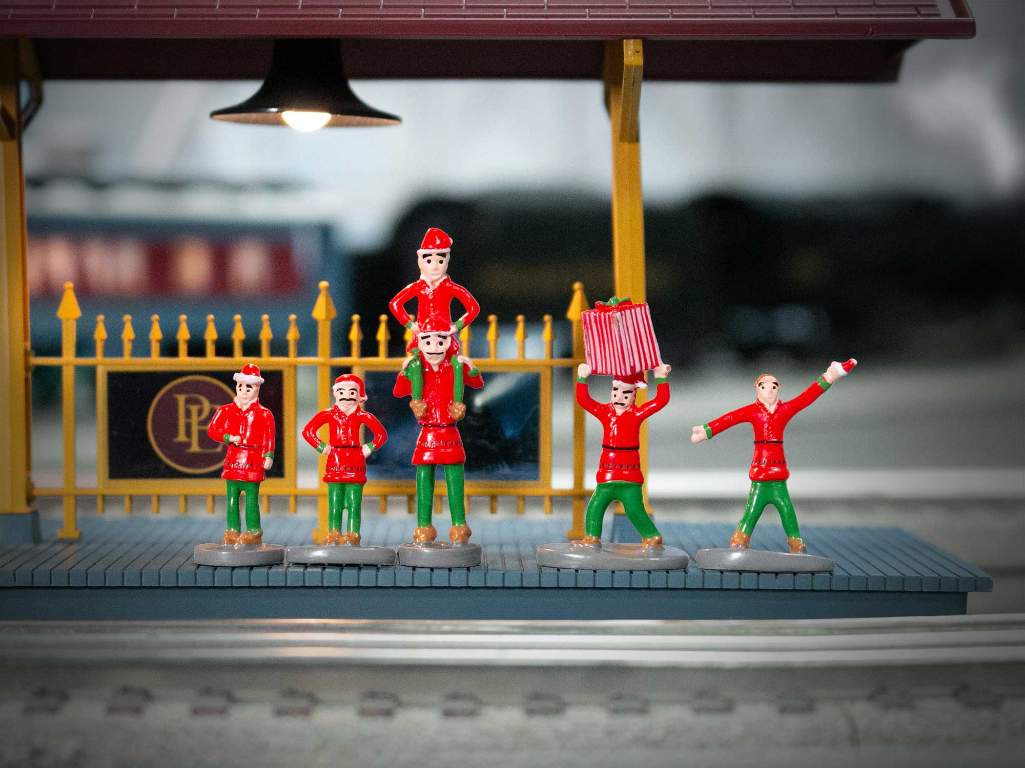The Polar Express™ Elves Figure Pack