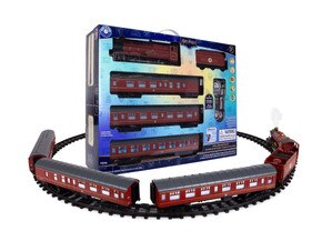 LIONEL HARRY POTTER BATTERY TRAIN SET 28 PIECE SET HOGWARTS